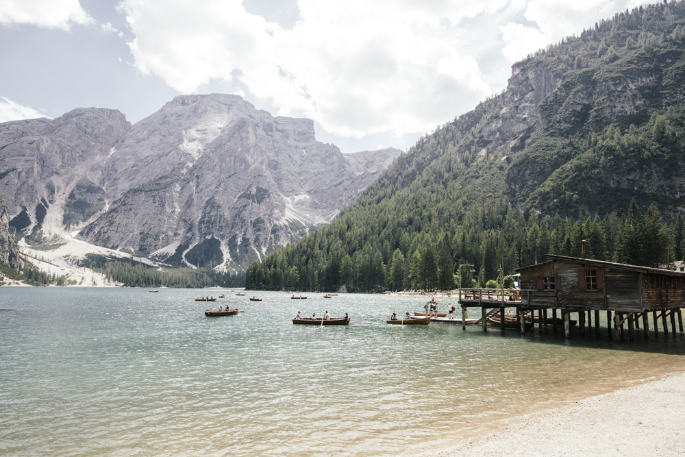 Lago di Braies dans les Dolomites