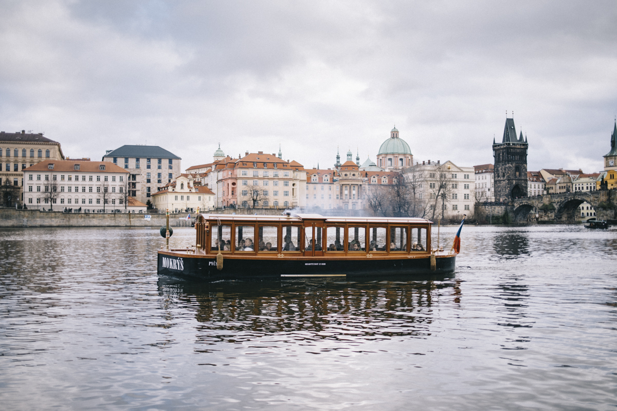 Balade en Bateau Prague visite guidée