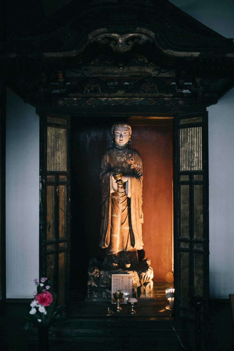 la temple Asuka-dera et le plus vieux bouddha, Japon, Nara préfecture