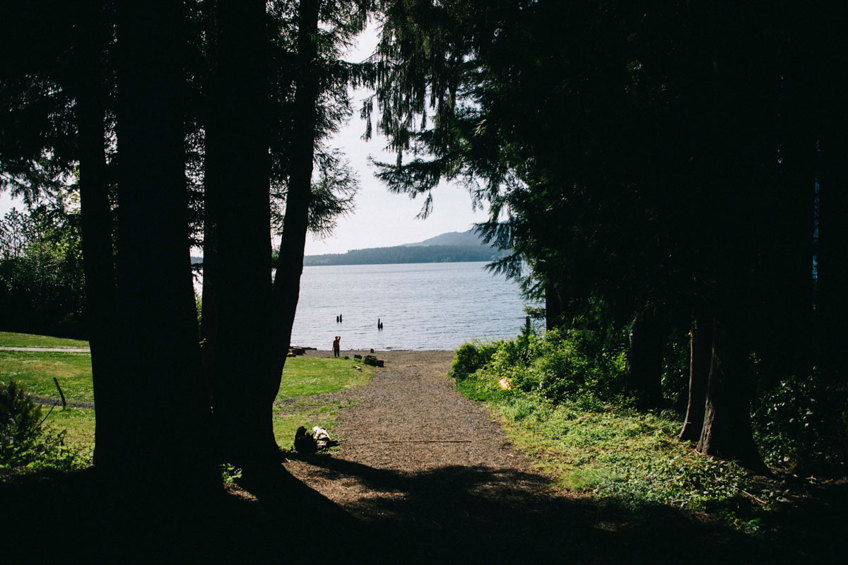Lac Quinault sur la péninsule olympique dans l'état de Washington