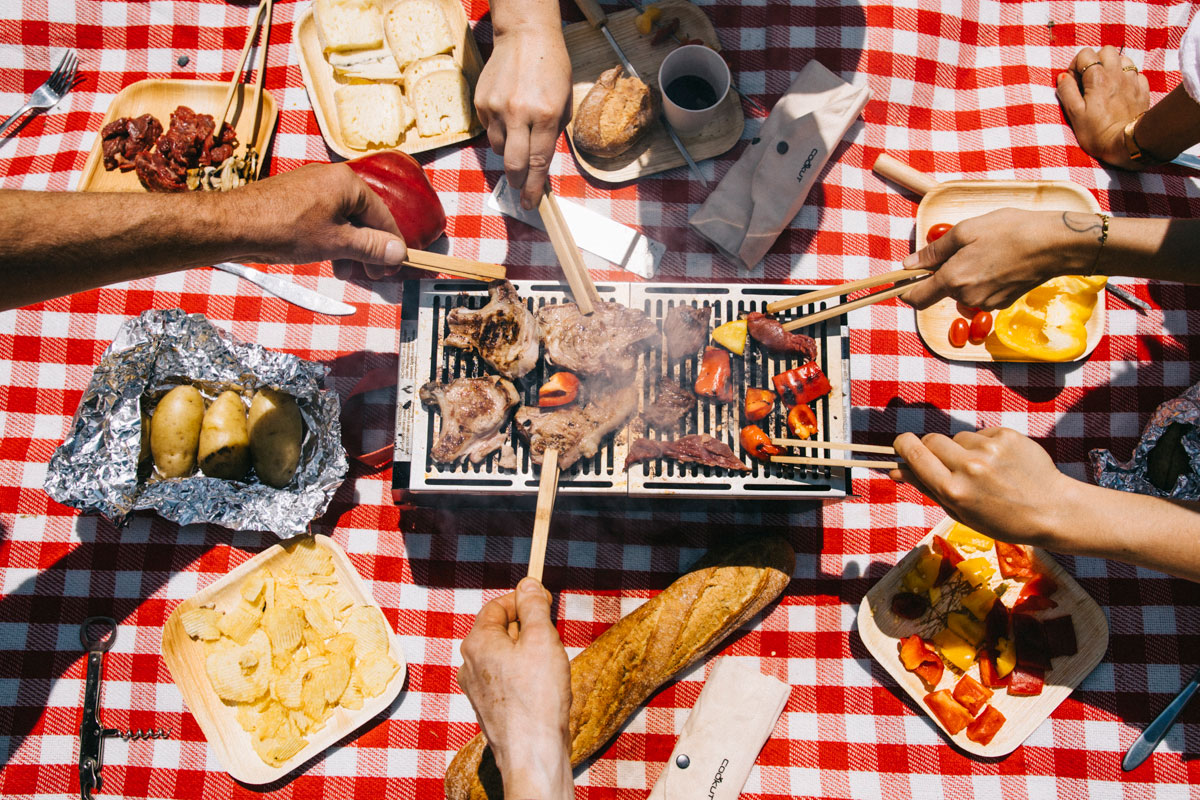 temps conviviale au lac du loup avec le barbecue Cookut