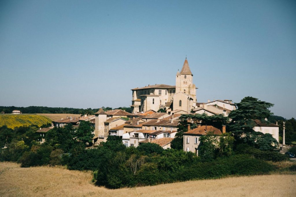 le village de Lavardens et son château