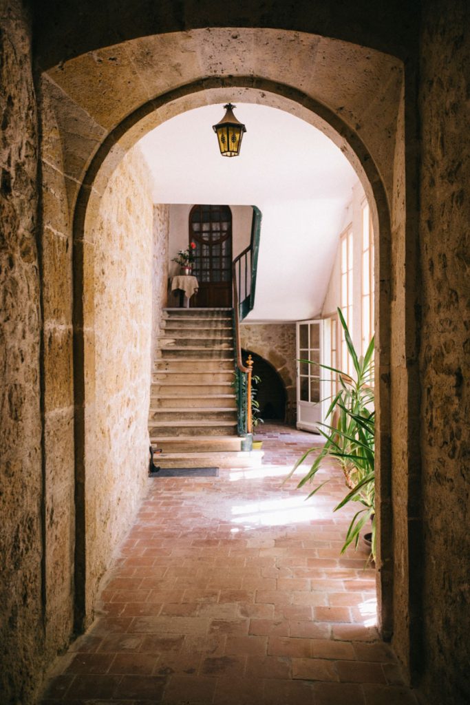 cours interieur hotel particulier Lectoure