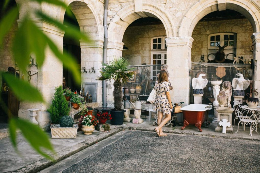 le village des brocanteurs à Lectoure