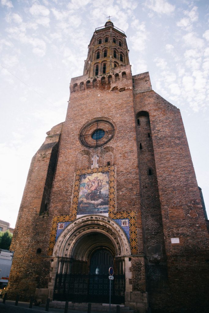 le clocher hexagonale de l'église de Saint-Jacques à Montauban