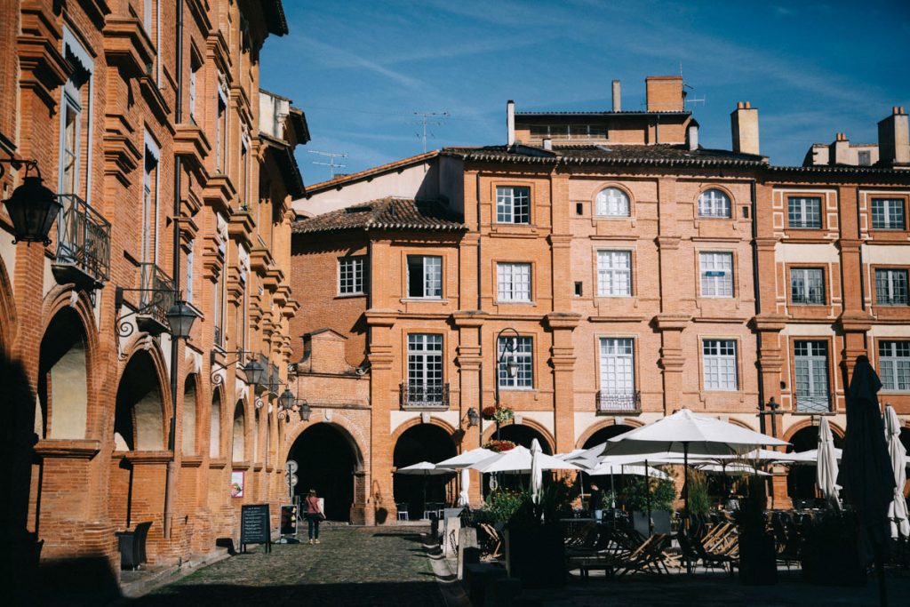 Les terrasses de la place nationale