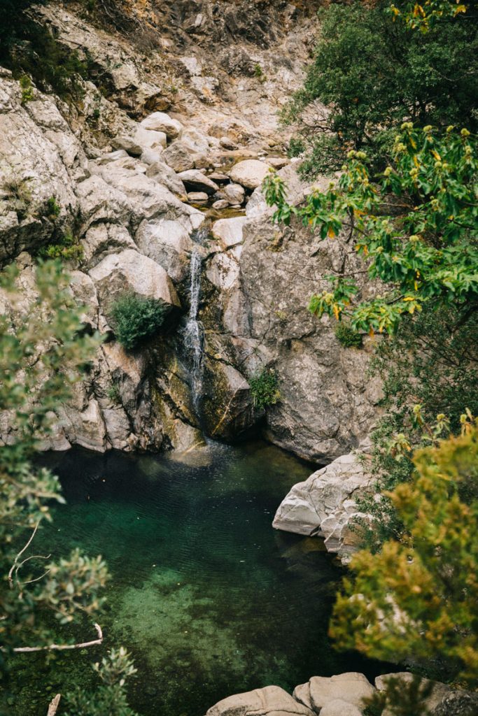 petite cascade dans les gorges d'Héric