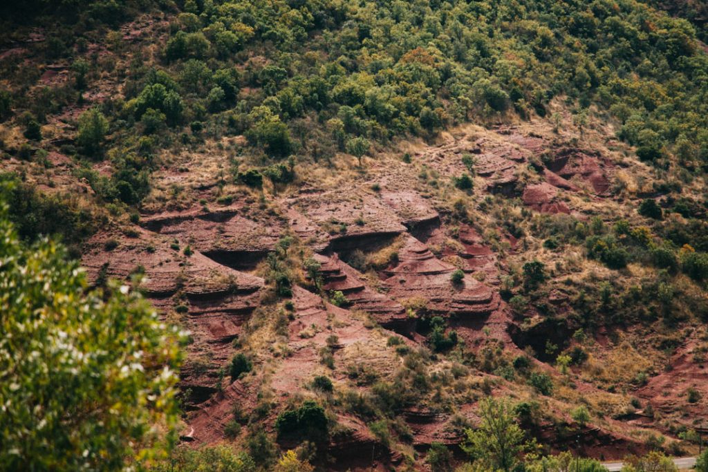 les terres rouges du Ruffe vers Béziers