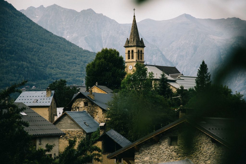 l'église du petit village de Mizoen