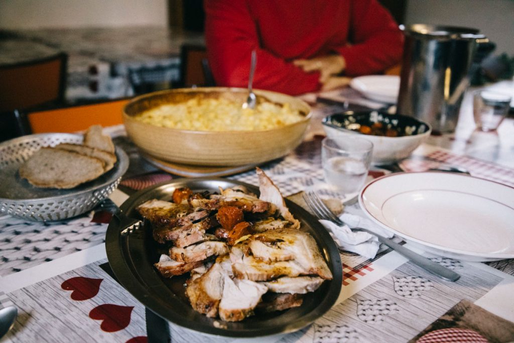le repas au refuge des mouterres