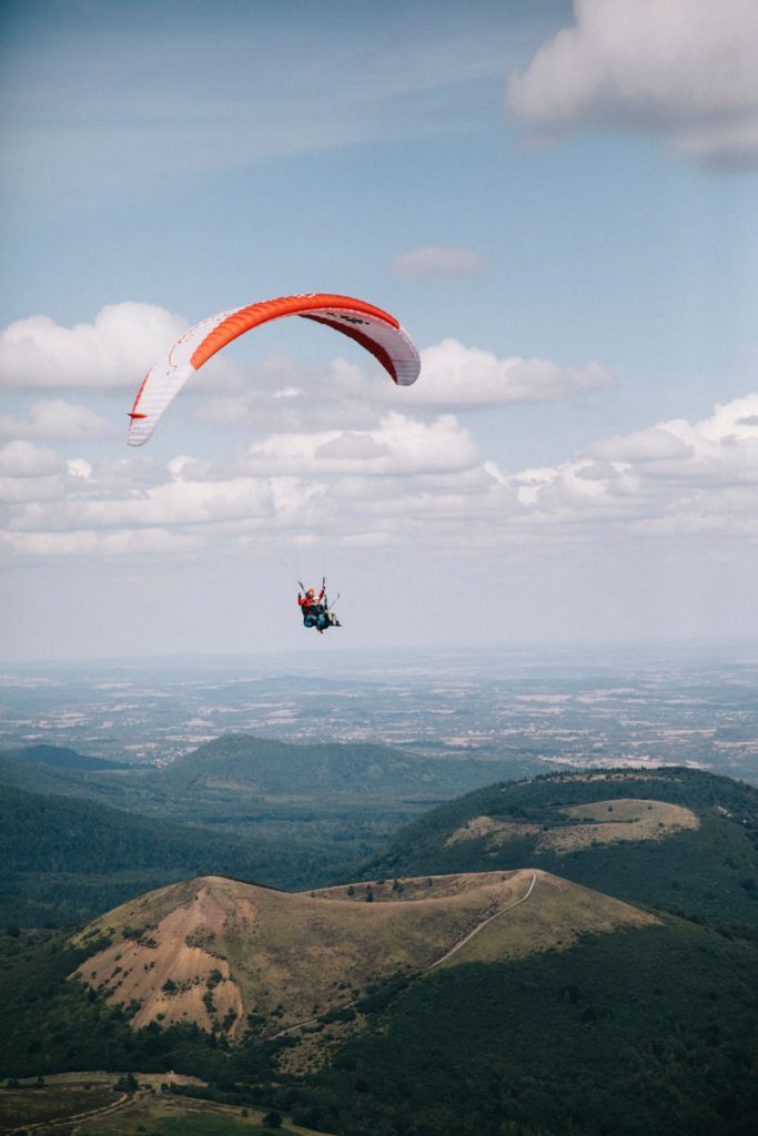 faire du parapente avec Aero parapente au puy de Dôme