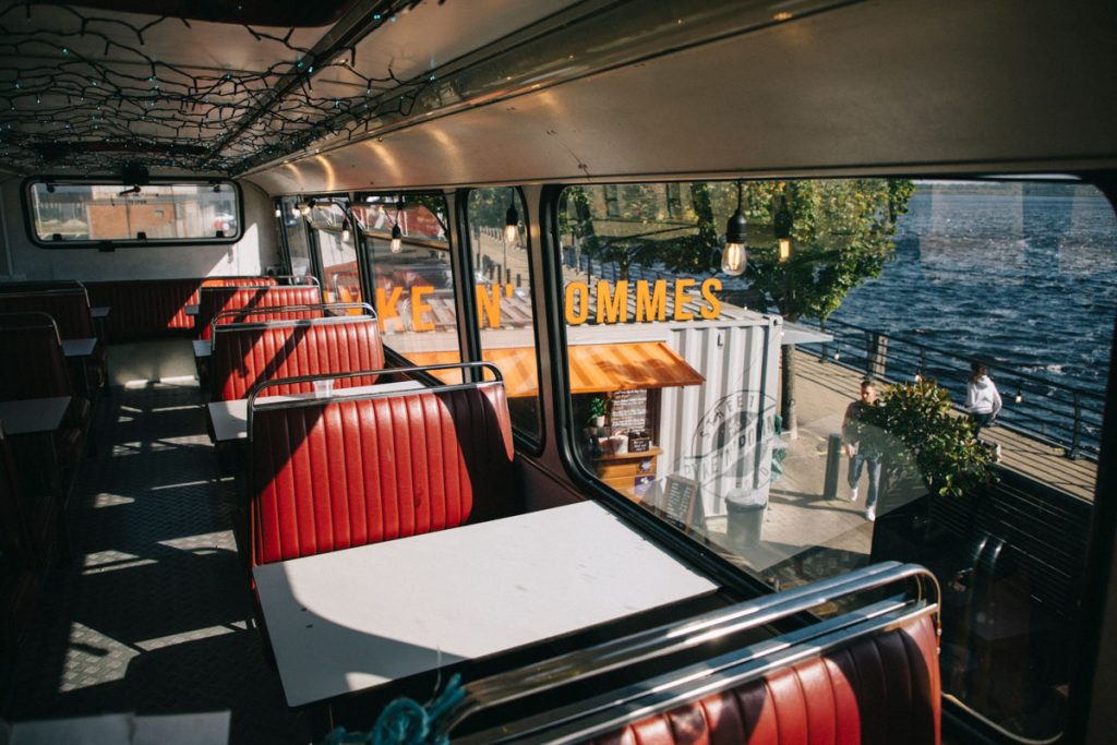 le bus de Pyke-n-pomme un food truck à Derry