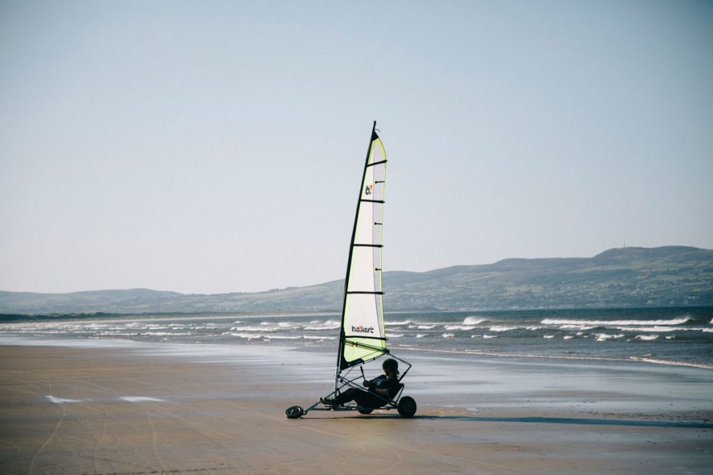 Faire du char à voile en Irlande