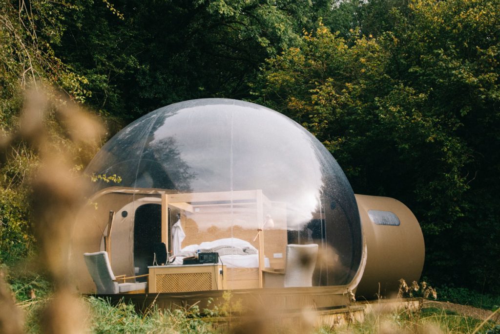 hébergement insolite en Irlande : dormir dans une bulle dans le comté de Fermanagh
