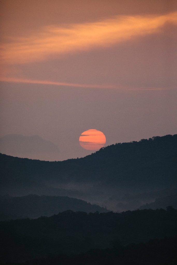 sunset sur la vallée depuis Pidurangala