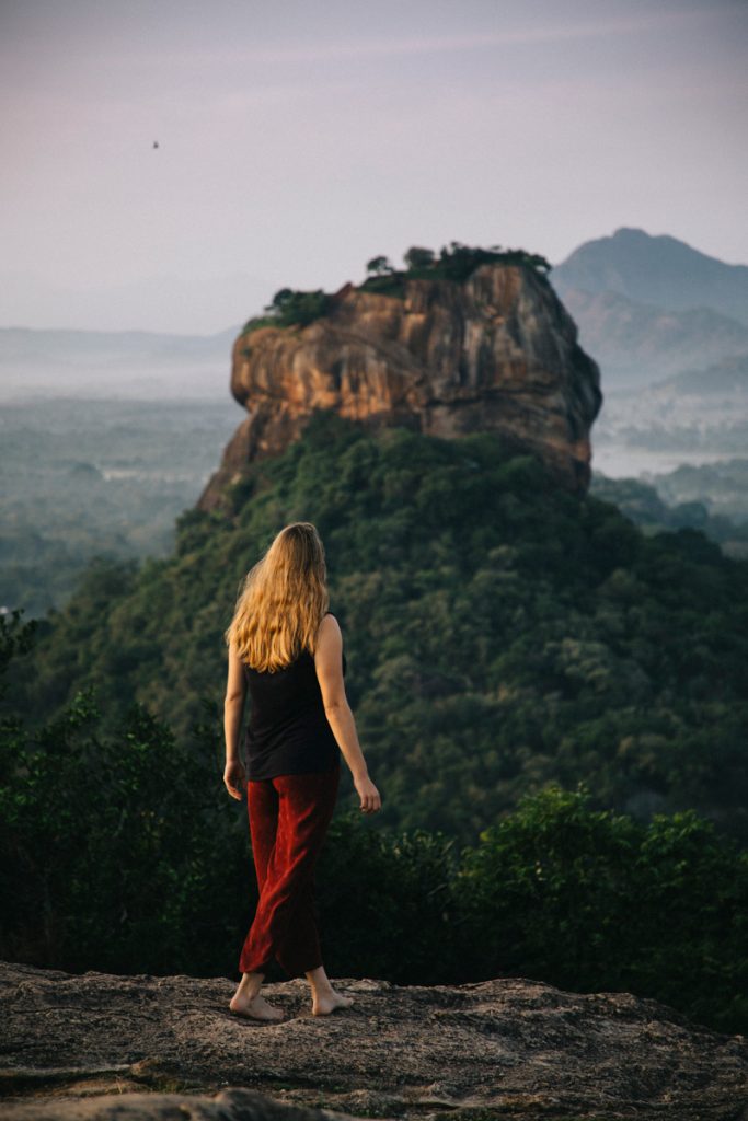 la vue sur Sigiriya depuis Pidurangala