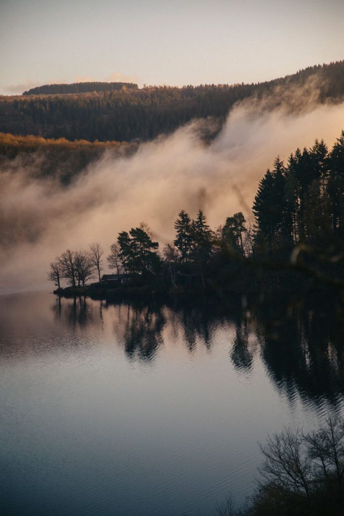 Le barrage de Rurberg dans le parc national 'Eifel