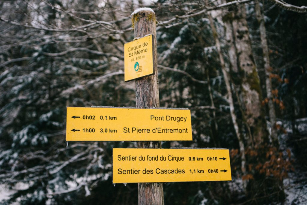 les différents sentiers de randonnées du cirque de Saint-Même