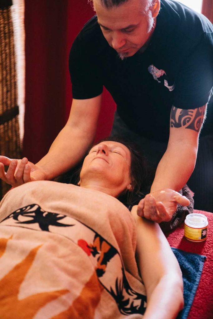 massage polynésien au montoir par Akahuna massage