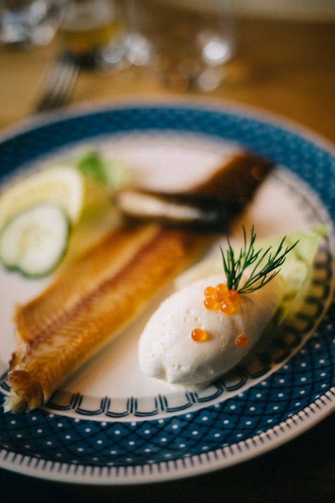 la truite d'un restaurant de la forêt noire