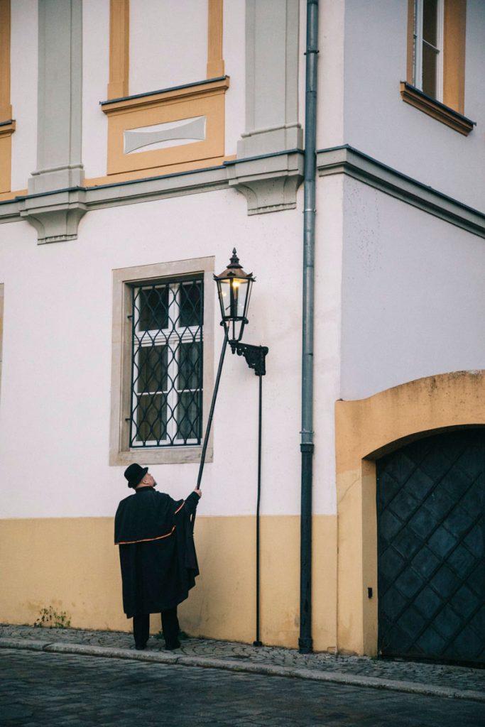 les allumeurs de lanterne à Wroclaw