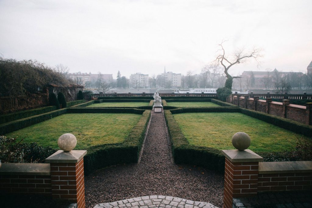 les jardins à la Française de l'île de la cathédrale