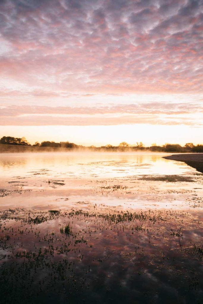 lever de soleil sur le fleuve le plus sauvage d'Europe, la Loire