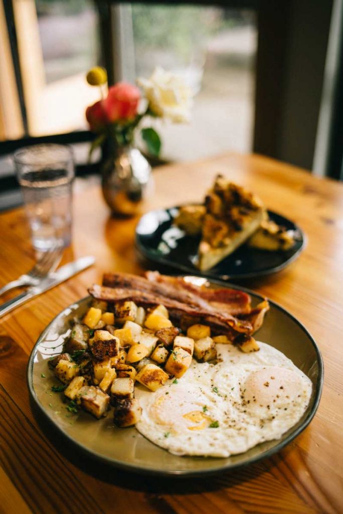 un bon bruns à Portland : fera kitchen pour des produits frais et locaux. crédit photo : Clara Ferrand