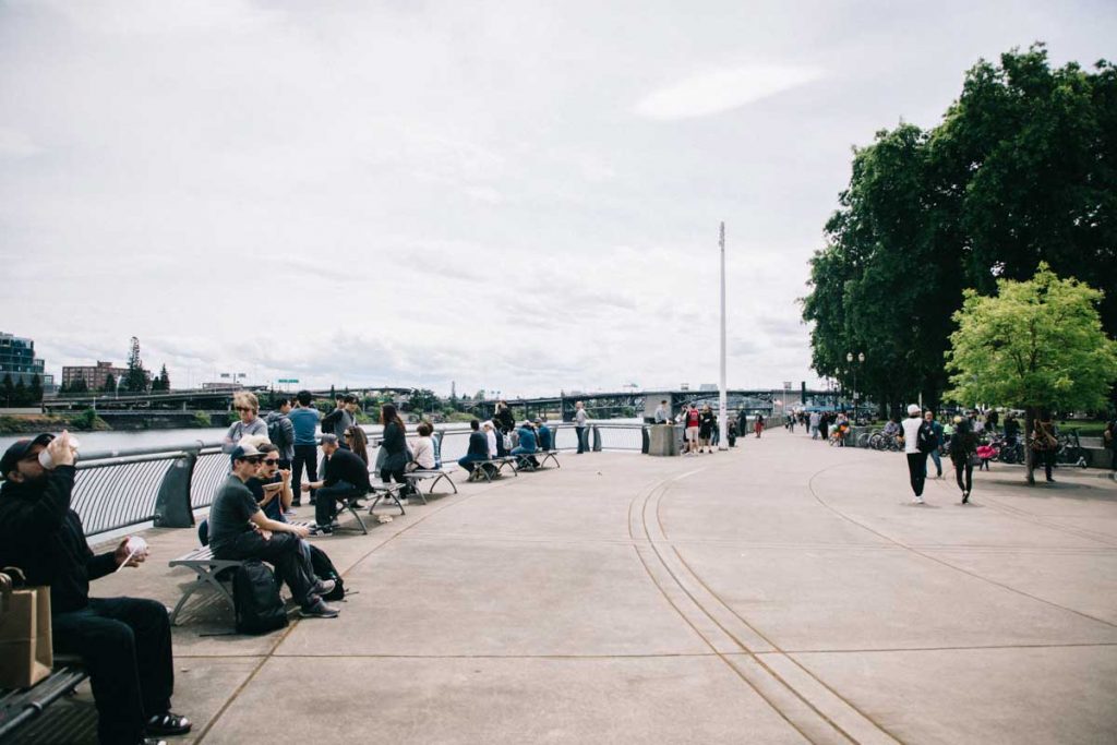 La promenade de Waterfront le long de la Williamett river à portland. crédit photo : Clara Ferrand - Wildroad