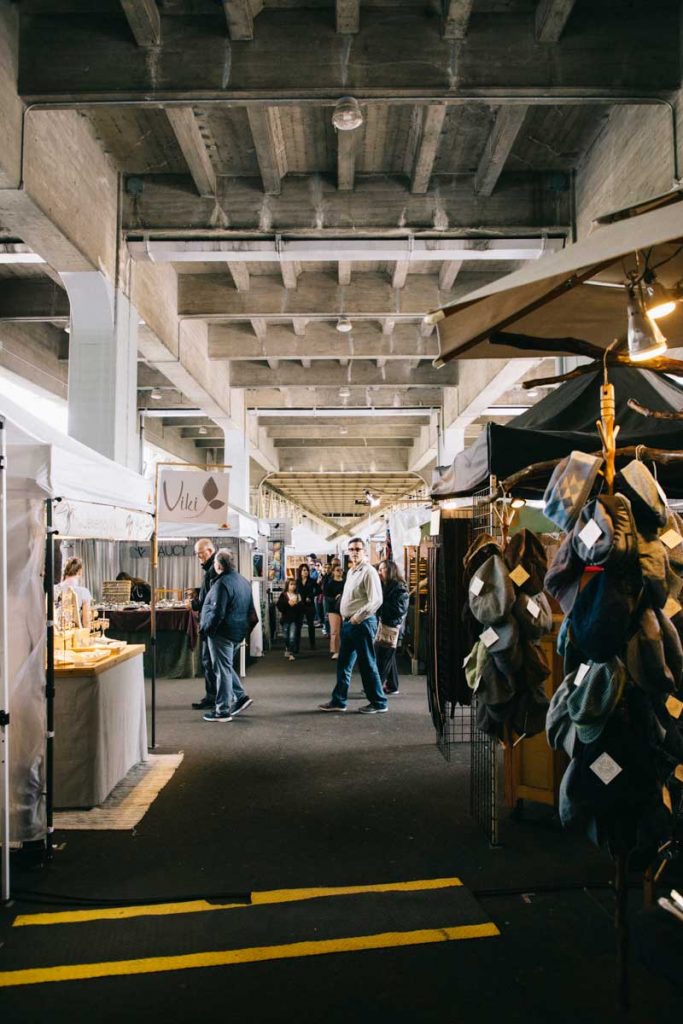 le Saturday Market de Portland a lieu tous les week-end sur Waterfront. crédit photo : Clara Ferrand - Wildroad