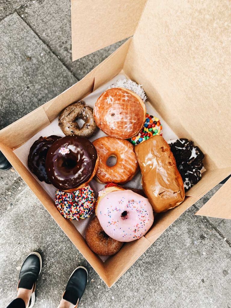 Les donuts de Voodoo doughnut par Warren Lecart