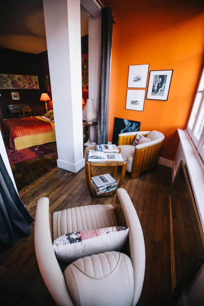 La décoration design des vieille maison du pont, les chambres d'hôtes à Argenton-sur-Creuse. crédit photo : Clara Ferrand - blog Wildroad