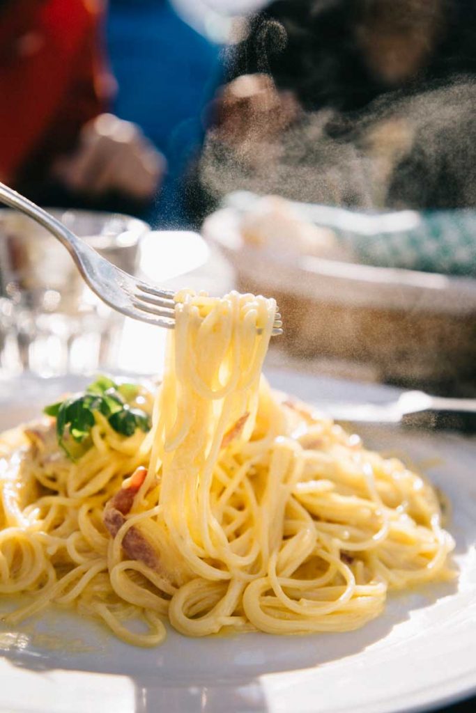 un bon plat de pâte au refuge da André à Armantara dans les Dolomites. credit photo : Clara Ferrand
