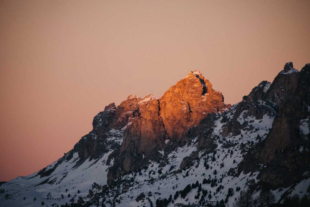 Sunset dans les Dolomites au sommet de Pralongia. credit photo : Clara Ferrand