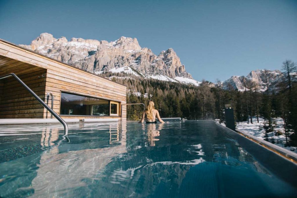 Profiter de l'espace wellness de l'hôtel gran Paradiso aux pieds des montagnes dans le Sud tirol. crédit photo : Clara Ferrand