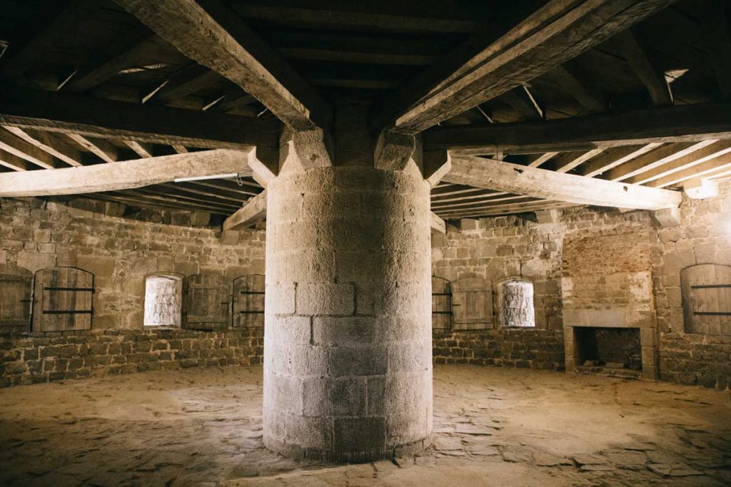 L'intérieur de la tour Vauban sur l'île de Tatihou. crédit photo : Clara Ferrand