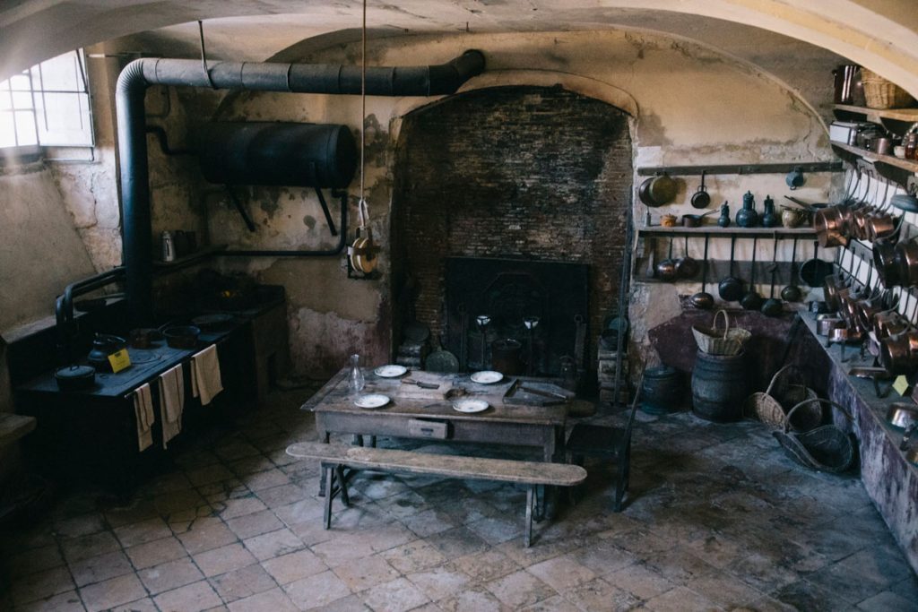Un week-end entre amis au chateau de Vaux pour jouer à un escape Game. crédit photo : Clara Ferrand - blog Wildroad