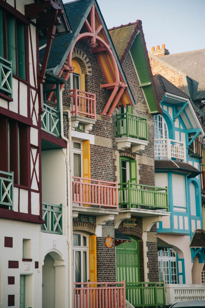 Les villas colorés de Mers-les-bains dans la baie de Somme. crédit photo : Clara Ferrand - blog WIldroad