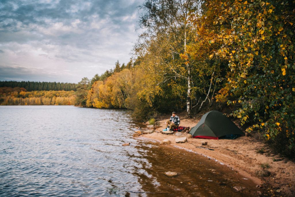 Les règles du bivouac dans le parc naturel régional du Morvan. où est-il possible de camper ? crédit photo : Clara Ferrand - blog Wildroad