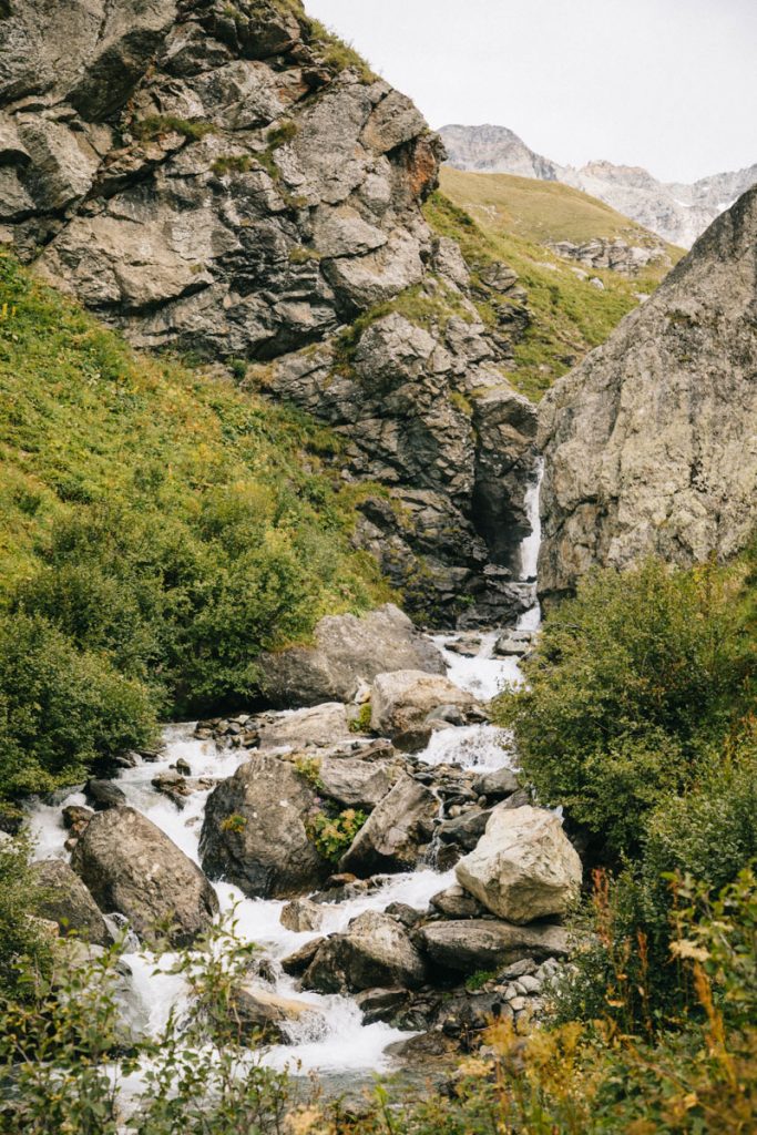 Le ruisseau de la cascade du Py; crédit photo : Clara Ferrand - blog Wildroad
