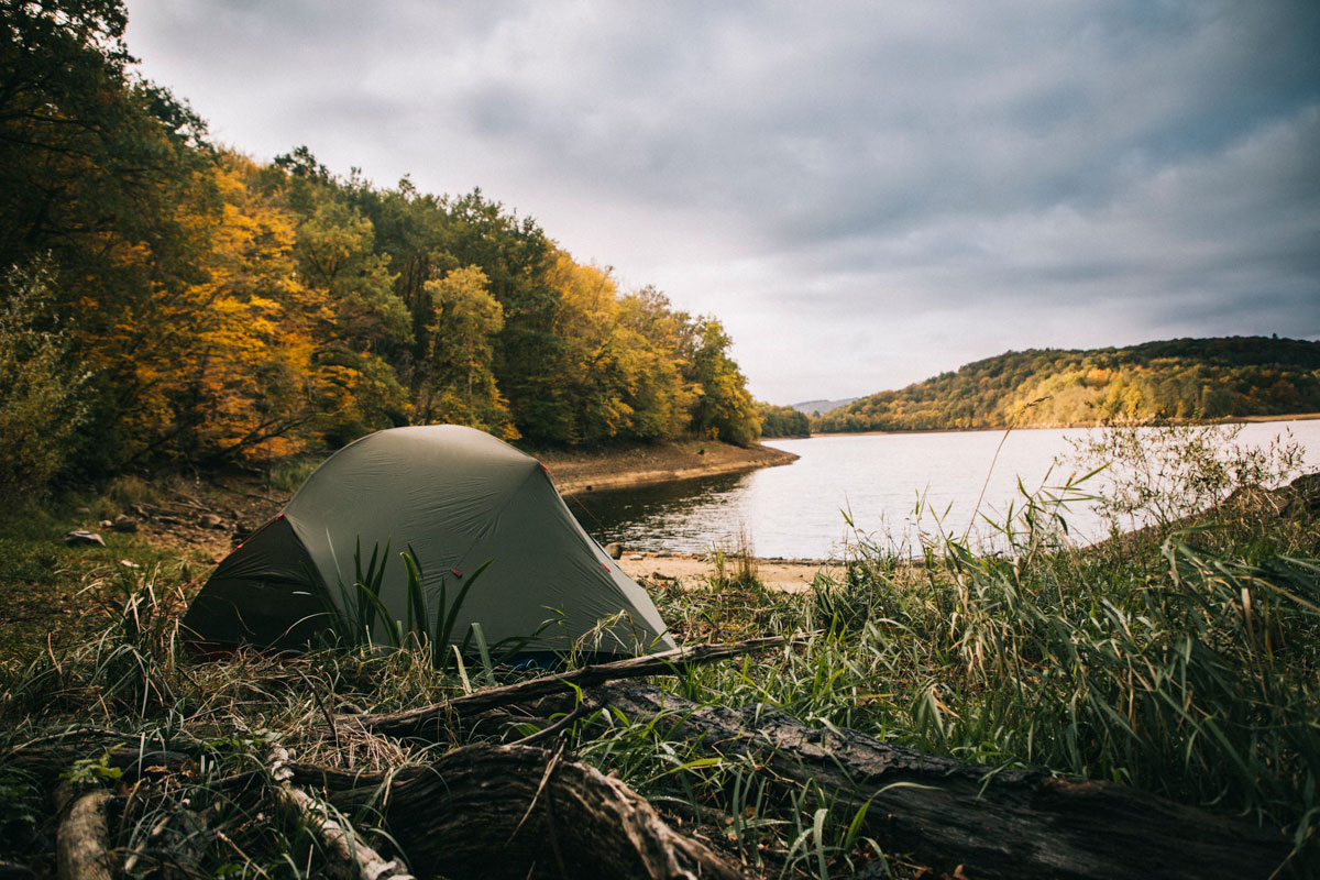 Week-end bivouac autours des grands lacs dans le parc naturel régional du Morvan. crédit photo : Clara Ferrand - blog Wildroad
