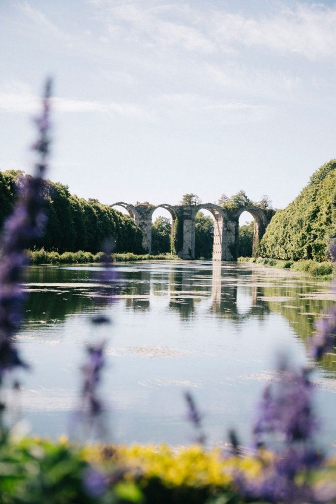 L'aqueduc romantique du château de Maintenon en Eure-et-Loir. crédit photo : Clara Ferrand - blog Wildroad