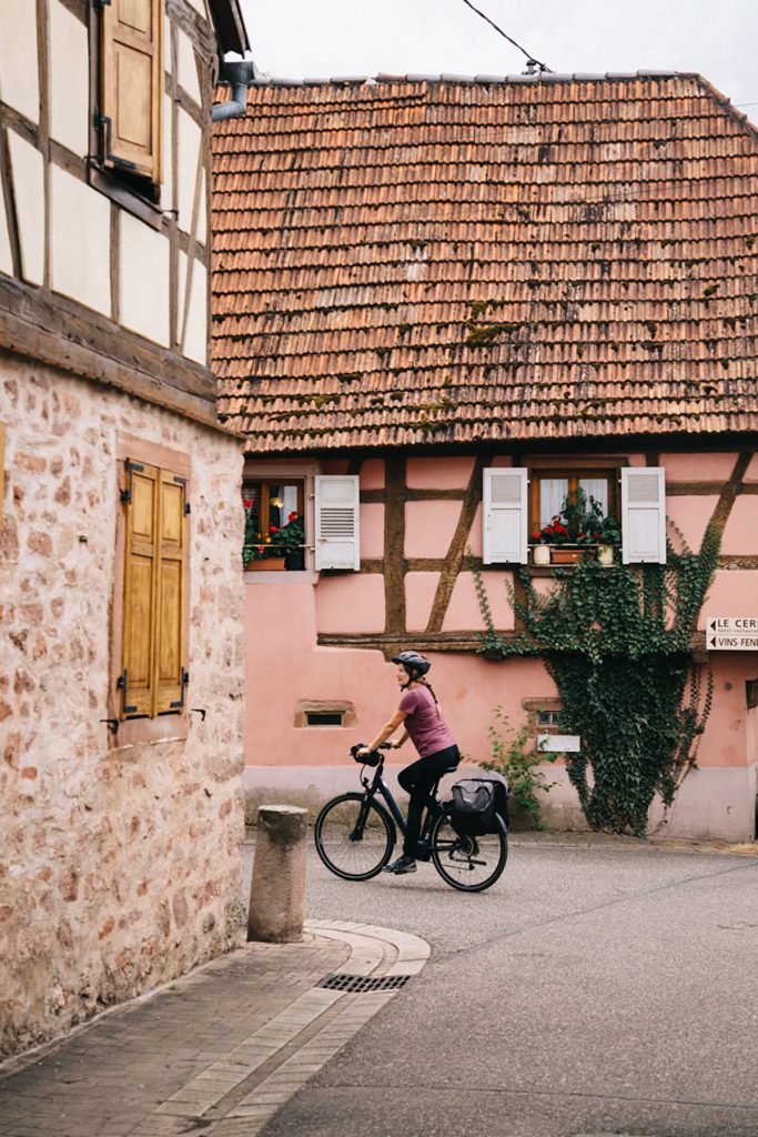 Début de la véloroute du vignoble à Marlenheim en Alsace. crédit photo : Clara Ferrand - blog Wildroad