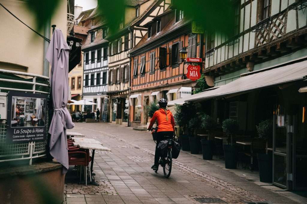 Découvrir l'Alsace à vélo avec un itinéraire de Marlenheim à Obernai. crédit photo : Clara Ferrand - blog Wildroad