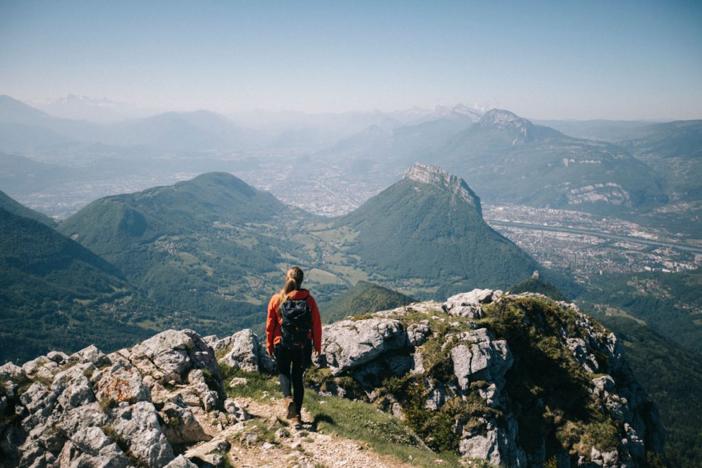Panorama sur le Vercors depuis le sommet de la Pinéa. crédit photo : Clara Ferrand -blog Wildroad