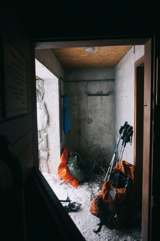Les cabanes non gardées d'Ansabère dans la vallée d'Aspe. crédit photo : Clara Ferrand - blog Wildroad