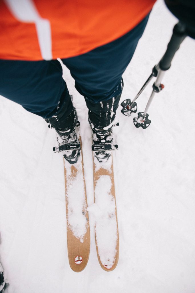 Activité hivernal insolite à faire dans le massif des Vosges : le ski hok. crédit photo : Clara Ferrand - blog Wildroad
