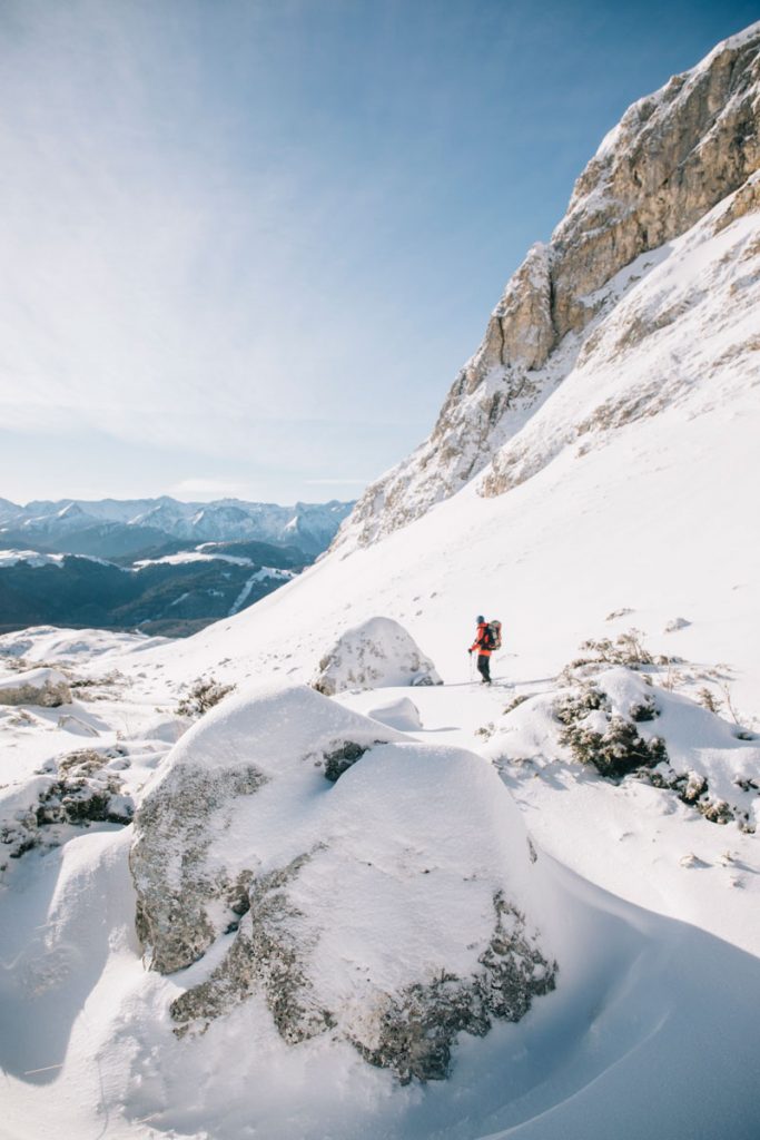 Que faire en Ariège en hiver dans les Pyrénées. crédit photo : Clara Ferrand - blog WIldroad