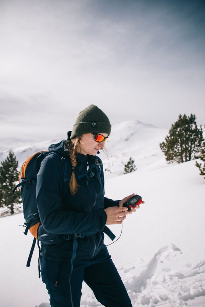 Quel équipement de sécurité choisir pour débuter le ski de randonnée ? crédit photo : Clara Ferrand - blog Wildroad