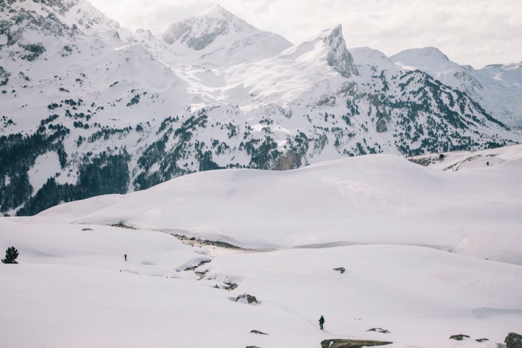 Le pic du payreget en hiver dans les Pyrénées coté Béarn. crédit photo : Clara Ferrand - blog Wildroad